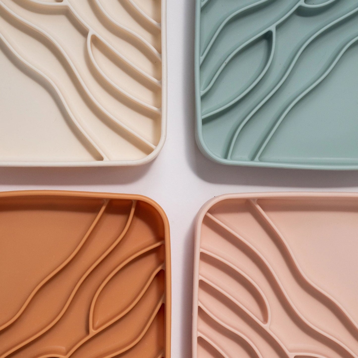‘Beach’ Slow Feeder Bowl | Buttercream