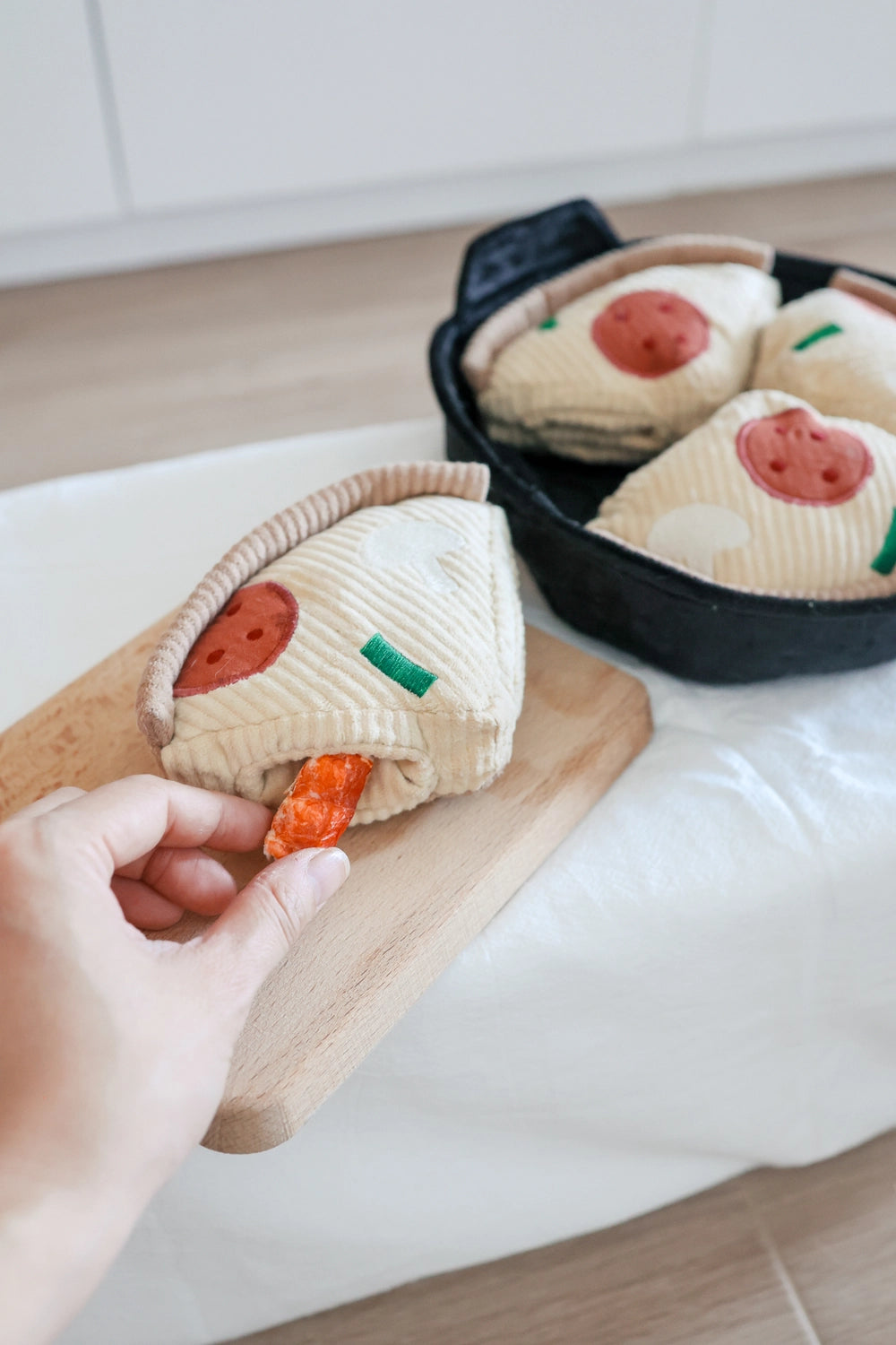 Pizza Enrichment Toy